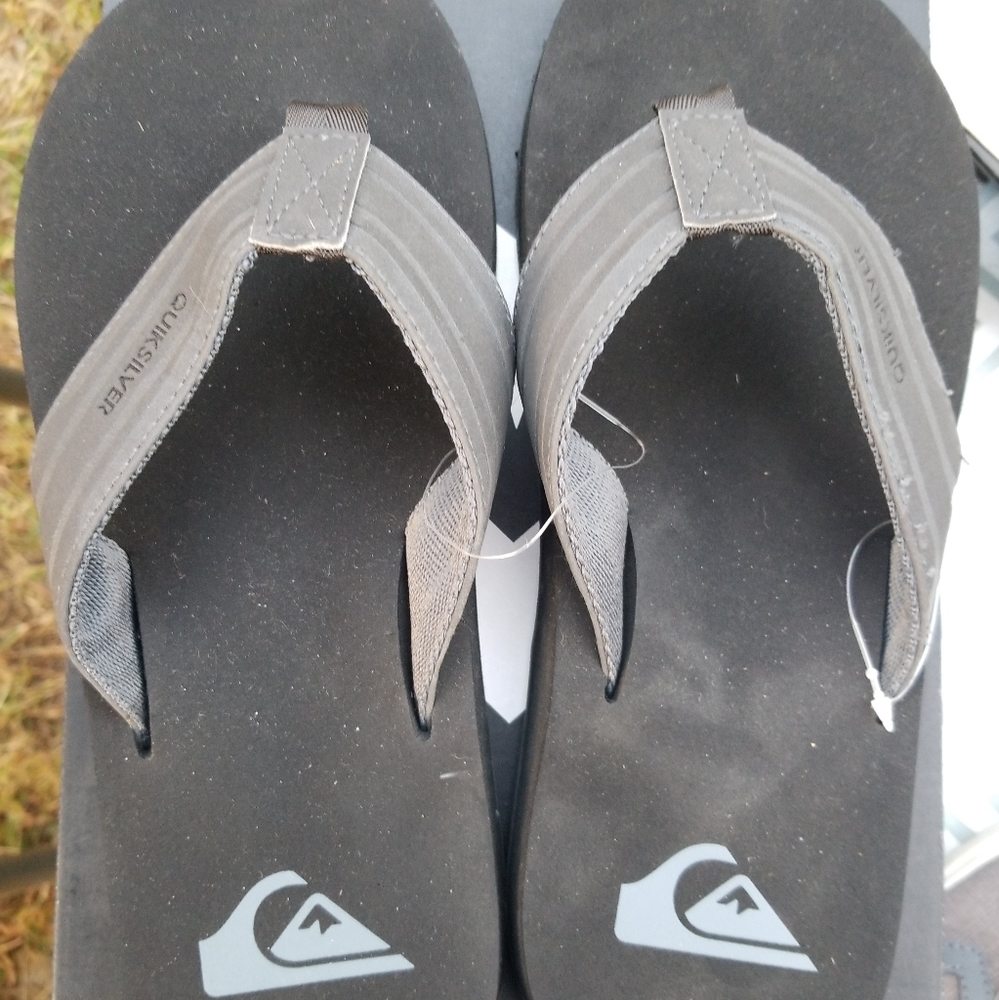 Mens Quicksilver grey/black flip flops